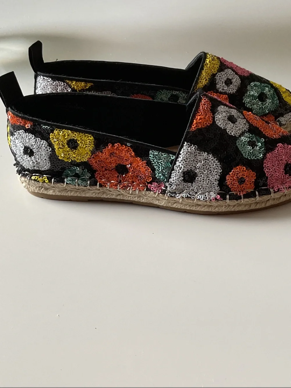 BAMBOO Black Espadrilles with Multicolor Sequin Flowers